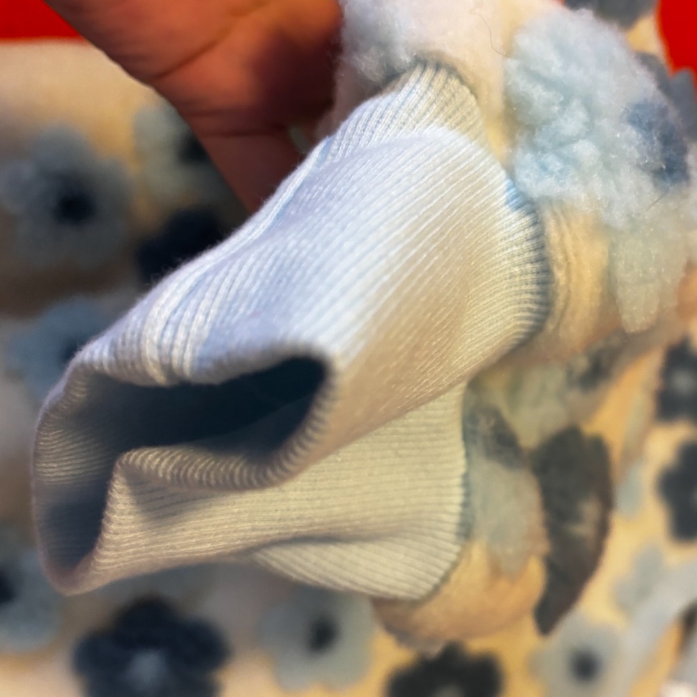 Maison de syndrome x Dress mafia white & blue 3D flowers brushed sweatshirt NWT - Picture 6 of 14